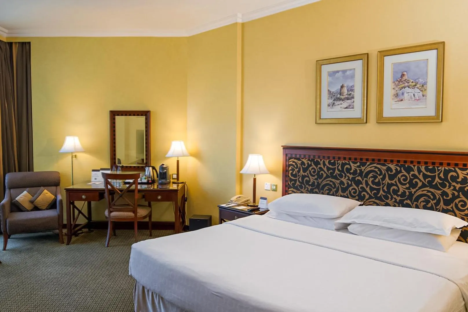 Sheraton Dammam Hotel & Convention Centre 5*,